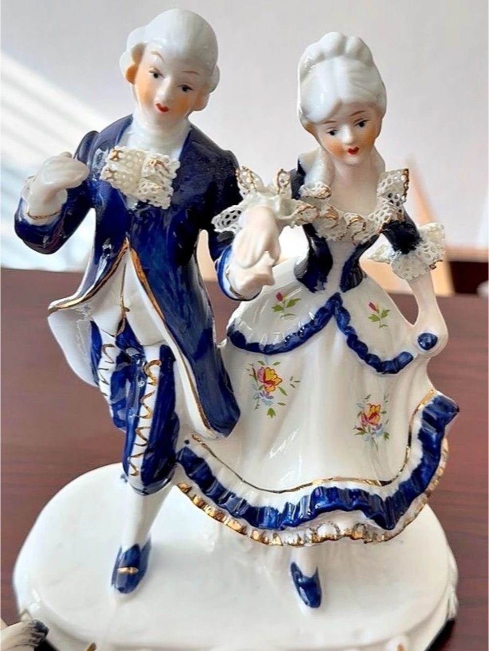 Collectibles 18th Century couple. SATIS-5 iridescent glazed porcelain made in Ta